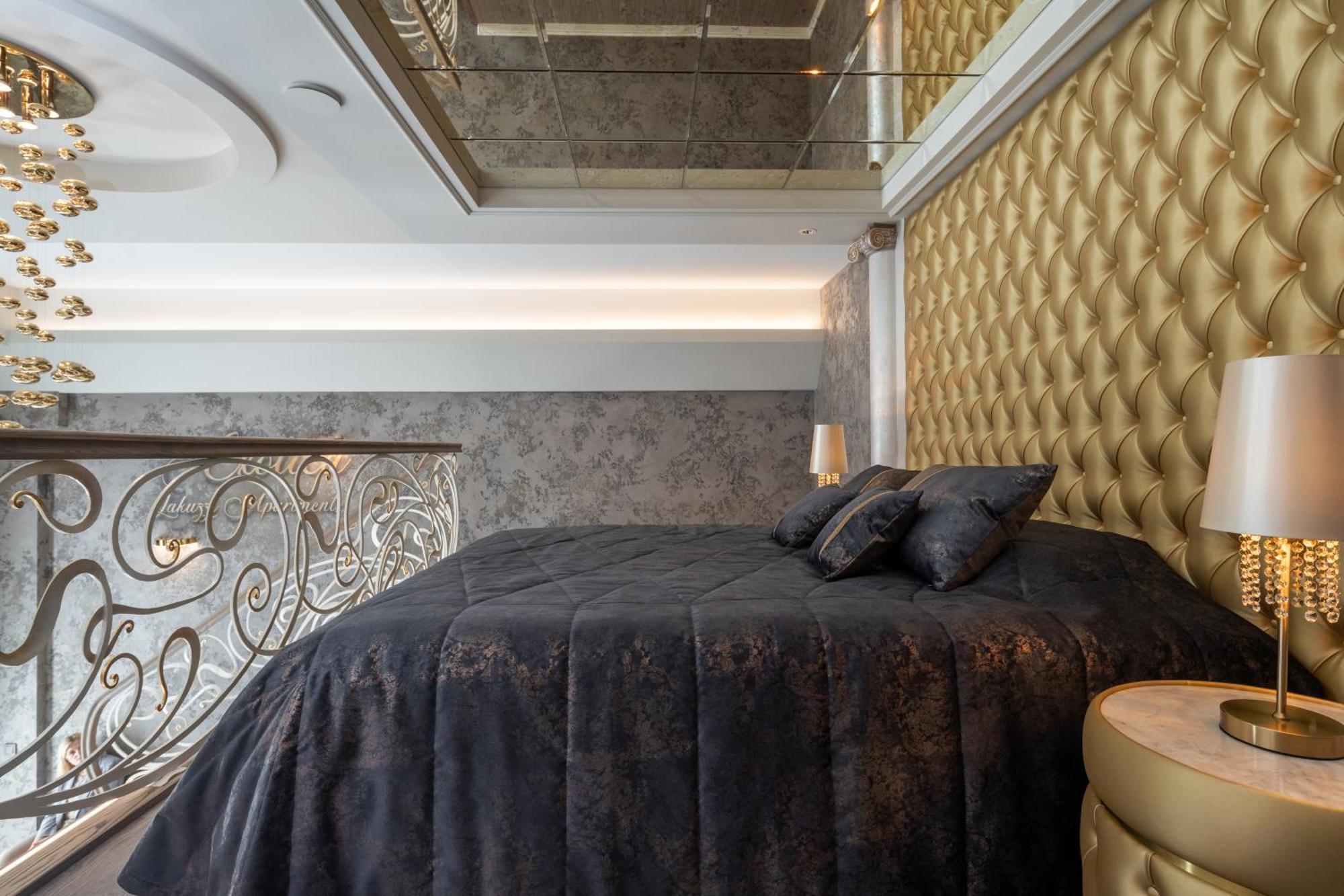 Jacuzzi Exotica Apartment Κλαϊπέντα Εξωτερικό φωτογραφία