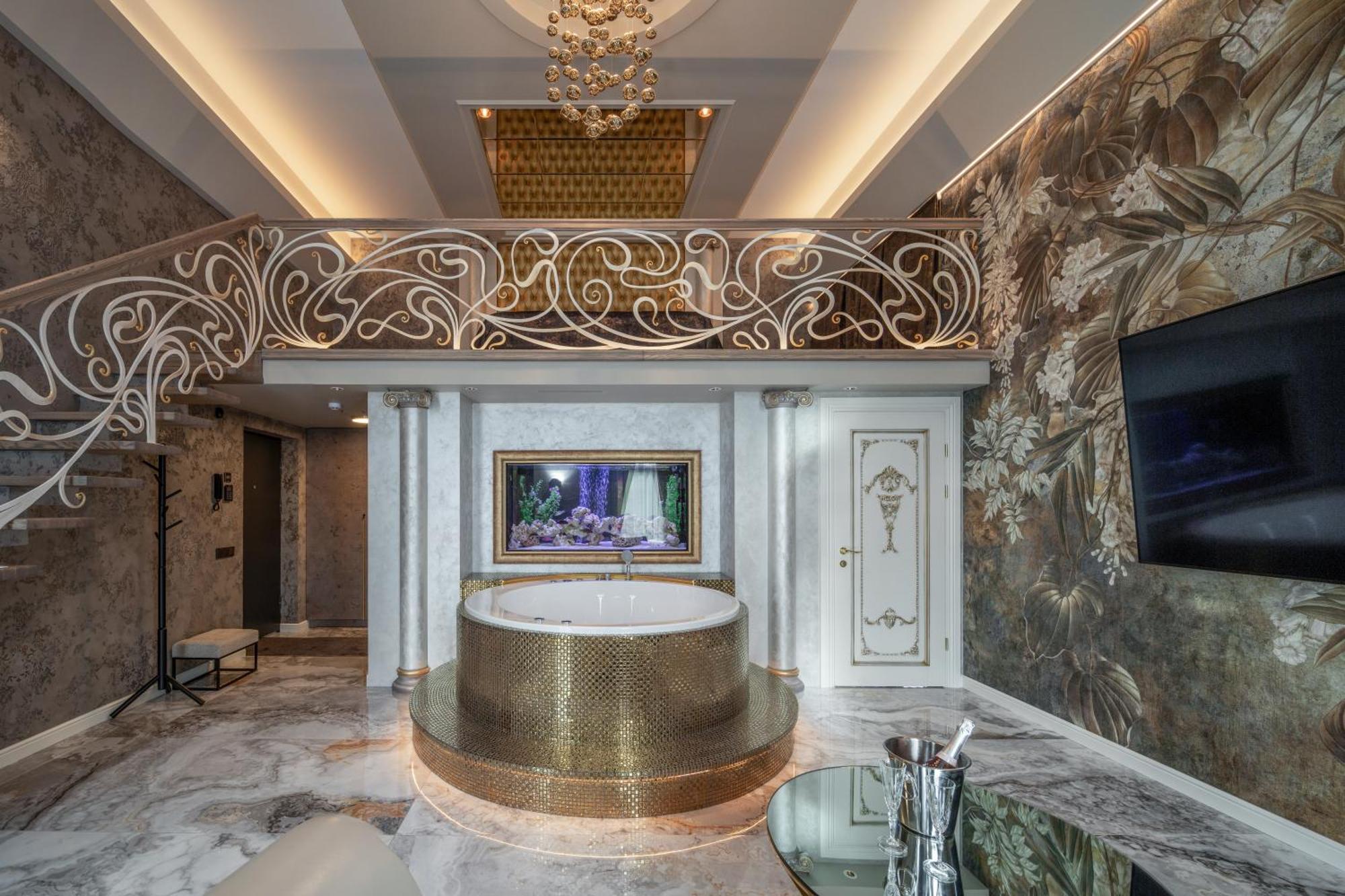 Jacuzzi Exotica Apartment Κλαϊπέντα Εξωτερικό φωτογραφία